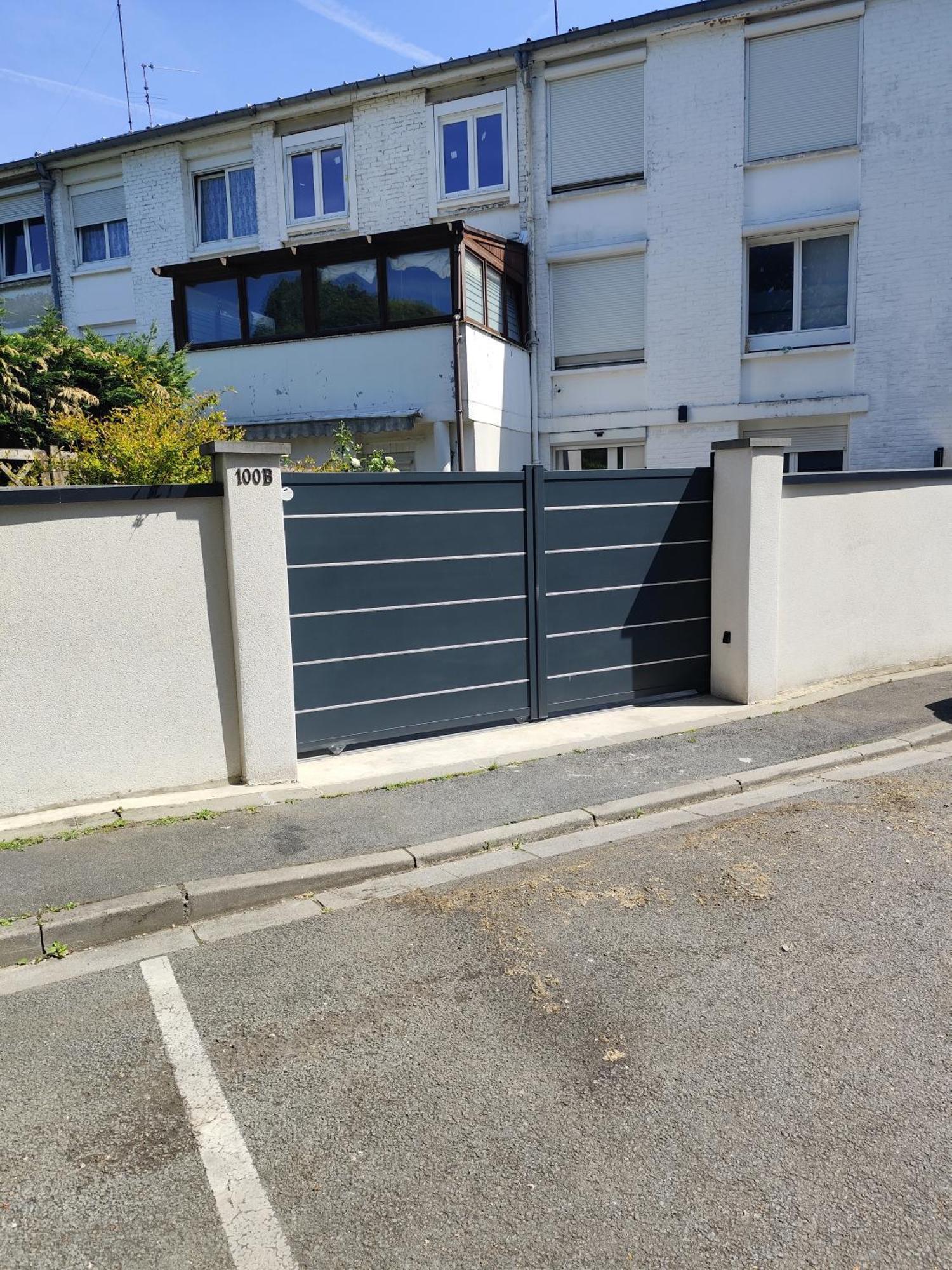 Escapade Pres De Lille - Appartement Charmant Avec Terrasse Et Parking Privee Mons-en-Baroeul Luaran gambar